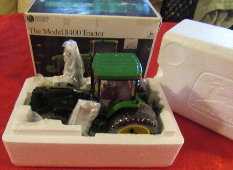 lot 7987 image: JOHN DEERE Tractor  - Model 8400 - NEW IN BOX (Only opened for pictures) See Photos
