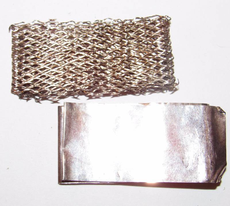 lot 4549 image: Lot of Metal Silver White Gold Unsure - See photos 9.55 grams