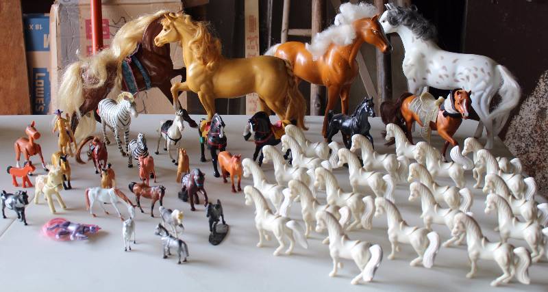 lot 4510 image: Lot of Horse Figurines - See Photo for Qty and More Details