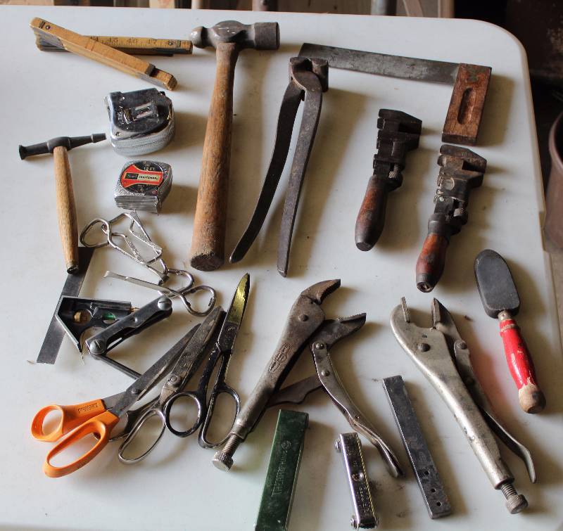 lot 4524 image: Lot of Misc Tools - See Photos for Qty and Type