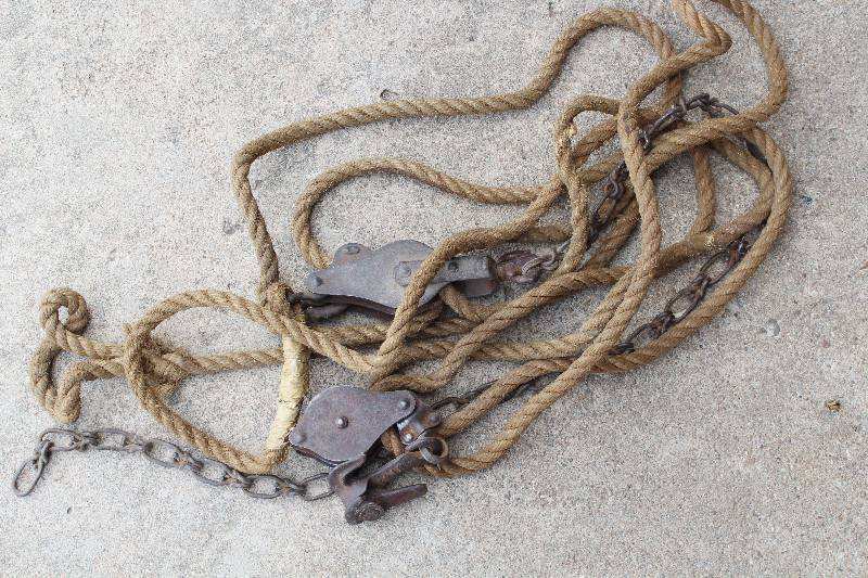 lot 4276 image: Fence Stretcher - see photo