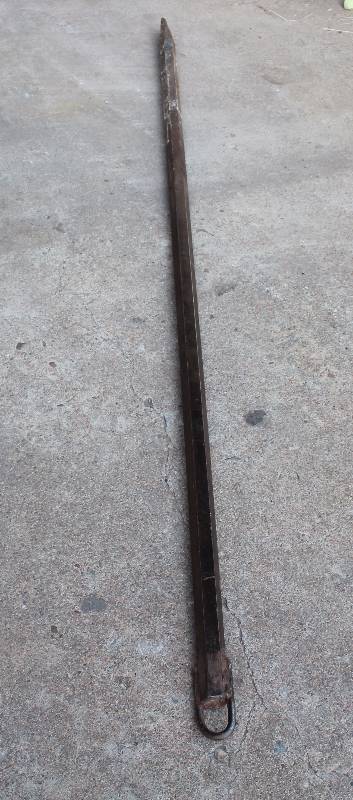 lot 6112 image: Spud Bar - Iron Workers Tool - Awesome
