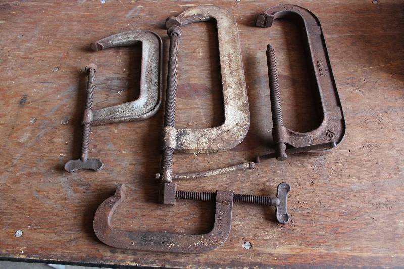 lot 6194 image: Lot of Assorted Sizes C - Clamps