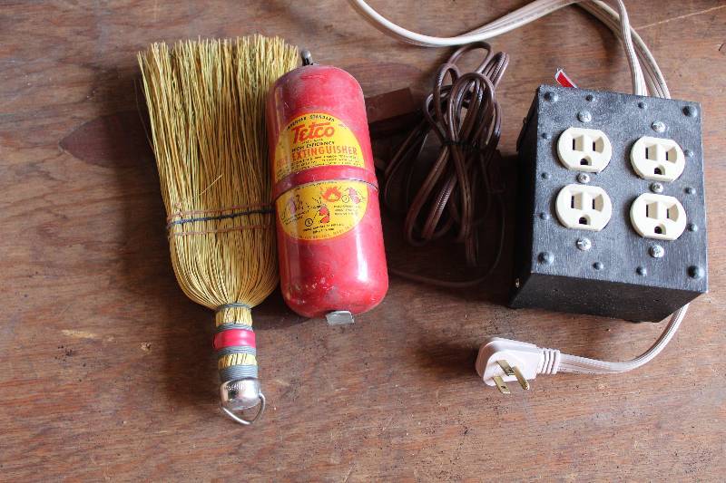 lot 6196 image: Lot of Vintage Housewares - TETCO Fire Extinguisher, Whisk Brook, Extension Cord  4 Plug Outlet