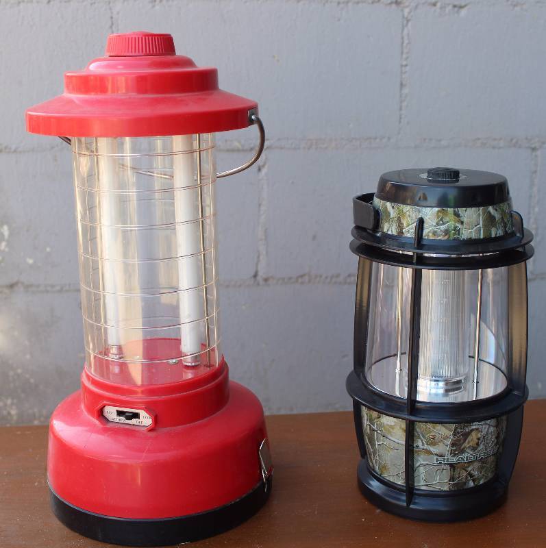 lot 6208 image: Lot of 2 Lanterns