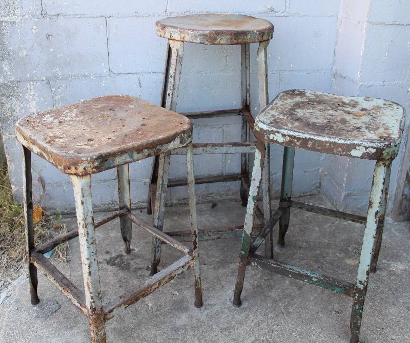 lot 6213 image: Lot of 3 metal shop Stools - one is 29 12 inches and 2 are 22 inches