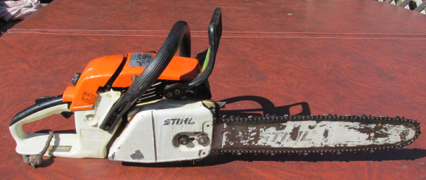 lot 4620 image: Stihl Chainsaw M# 028 AV SUPER - electronic quickstop - RUNS & CUTS EXCELLENT