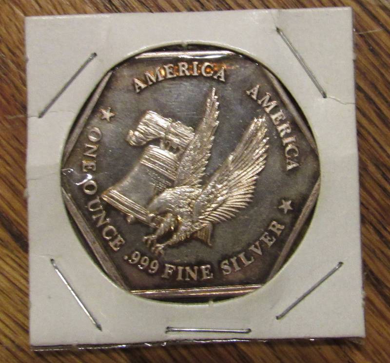 lot 4571 image: One Ounce .999 Fine Silver 31.1 Grams - The International Silver Trade Unit