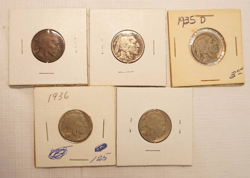 lot 4576 image: Lot of 5 - Buffalo Nickels - Years 1918D, 1929D, 1935D, 1936, 1937