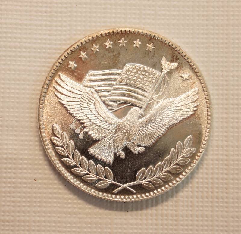 lot 4590 image: One Troy Ounce - Silver Trade Unit - see photos