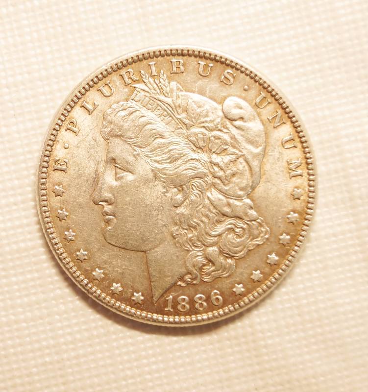 lot 4578 image: 1886 Morgan Silver Dollar - Great Condition - see photo