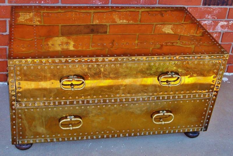 lot 1090 image: Brass Clad Riveted to Wood Chest Trunk - Coffee Table - 2 Drawers - VERY HEAVY Comes with a glass Top - AWESOME PIECE 34.25 wide x 19.5 deep x 18.25 high