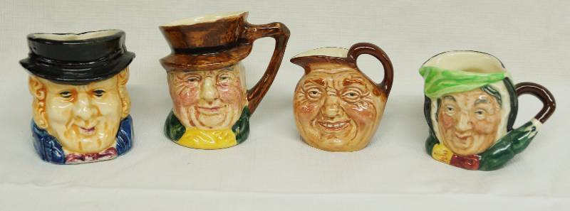 lot 4792 image: Lot of 4 mini - mug FACES England, Englishman - These are cool Various origins - see photos