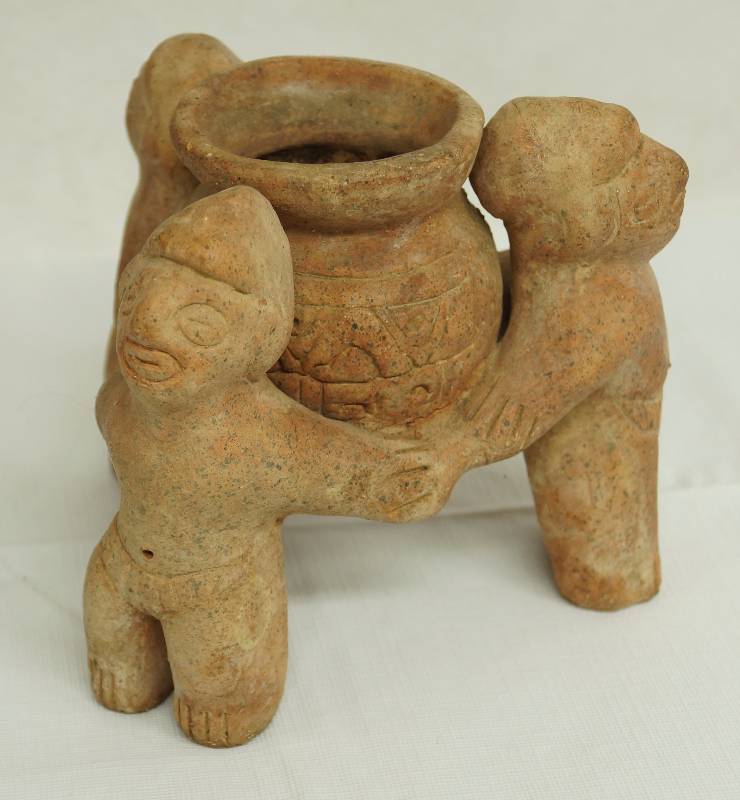 lot 4798 image: Terracotta Pottery - Circle of Friends Candle Holder or Small Planter