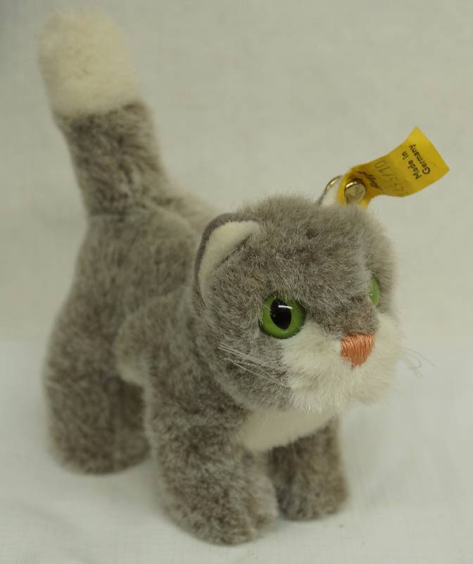 lot 4805 image: Original Steiff Collectible Plush Kitty Cat No 149510 - Made in Germany - Highly Collectible