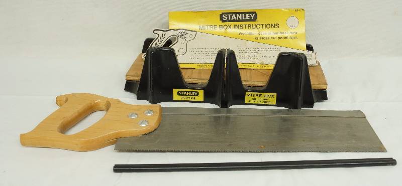 lot 4810 image: STANLEY Mitre Box - w saw and original papers 45 & 90 degree cuts - WOW Saw is SHARP