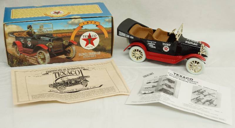 lot 4823 image: 1917 Maxwell Touring Car - ERTL #3297 Edition#14 - TEXACO w key, papers and original box Licensed by Chrysler Corp. - WOW MOPAR
