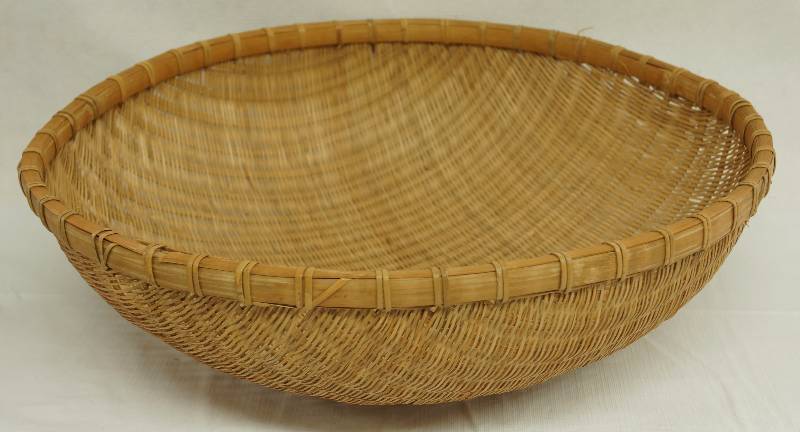 lot 1945 image: Large, Wicker Woven Basket - 16 across