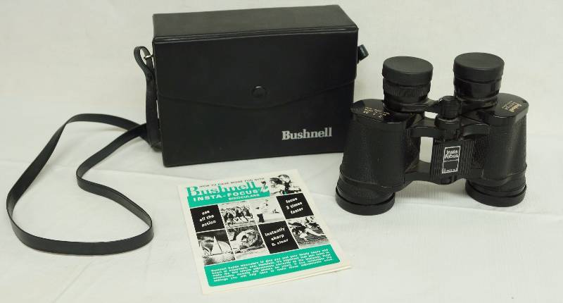 lot 6093 image: Bushnell Insta-Focus Wide Angle Binoculars 7 X 35 - 500ft. at 1000 yds - w case