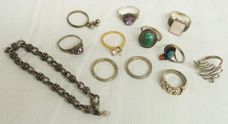 lot 6162 image: Lot of Ladies Rings and a nice Premiere Designs bracelet - Some rings are silver w turquoise, most are costume. Pretty, colored stones.
