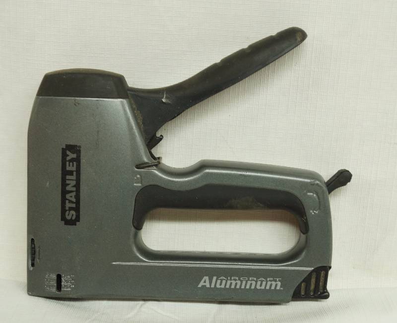 lot 6230 image: Stanley SharpShooter Plus TR250 Staple Gun