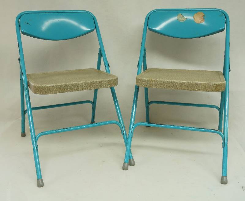 lot 6258 image: 2 Heavy Commercial Metal Folding Chairs