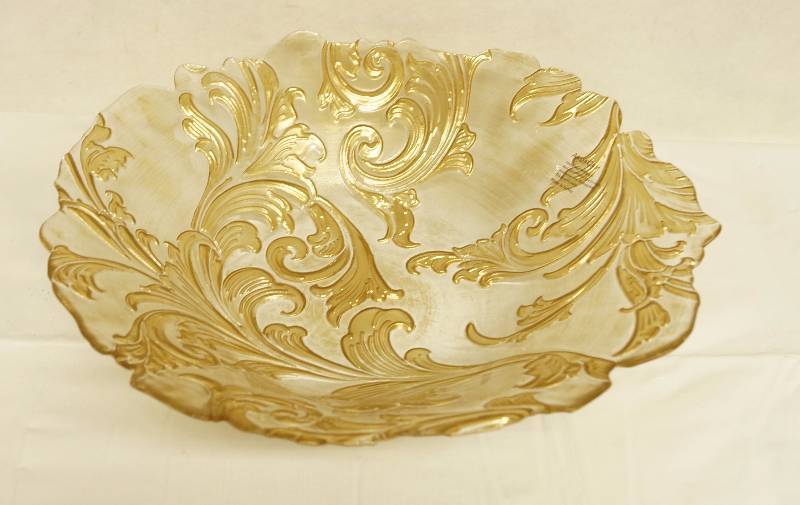 lot 6281 image: Beautiful ArdaCAm Hand Painted Turkish Dish
