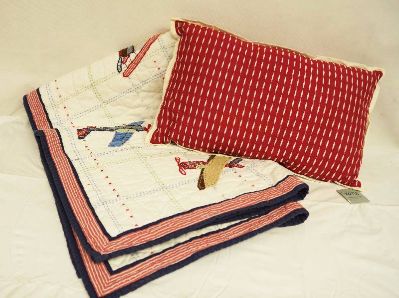 lot 6304 image: Pottery Barn Kids Quilt and Pillow