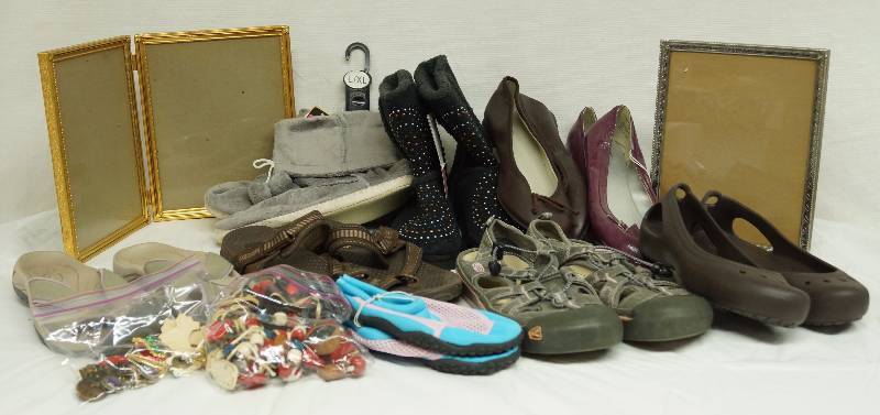 lot 6365 image: Shoe Collection - Ties  - Picture Frames