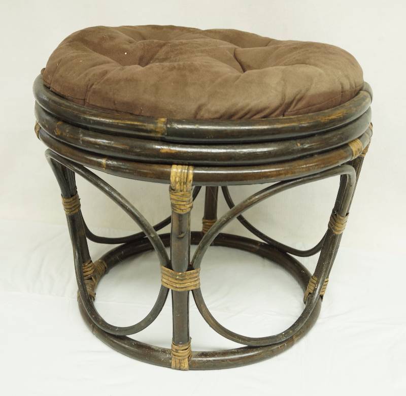 lot 6371 image: Rattan Wicker Foot Stool