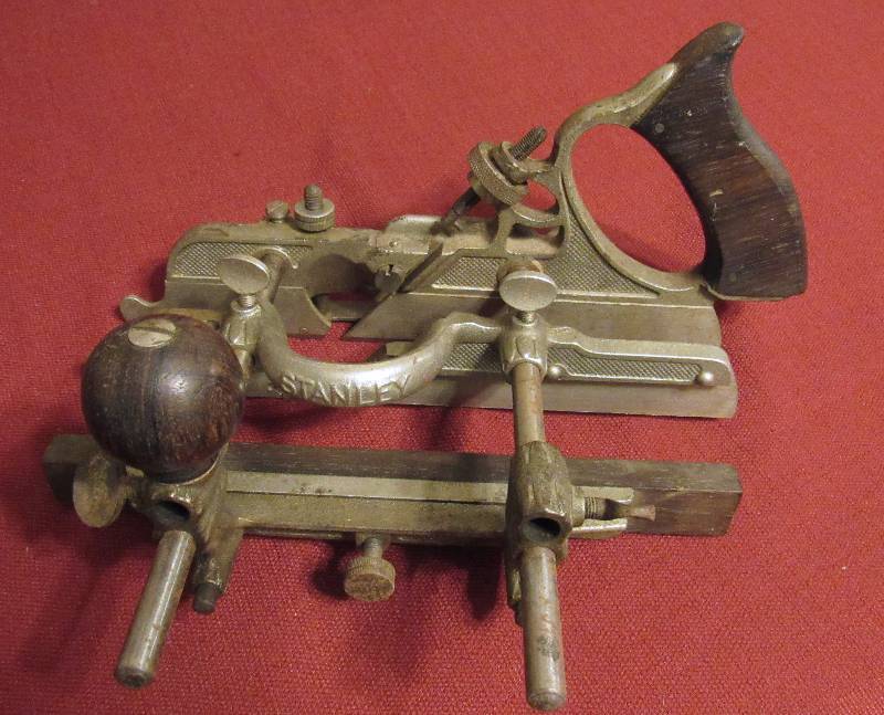 lot 4088-D image: Vintage Antique Stanley Combination Plane No. 45 Woodworking Tool