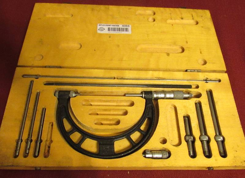 lot 4093 image: SCHERR TUMICO - Caliper 1-4 in wooden case