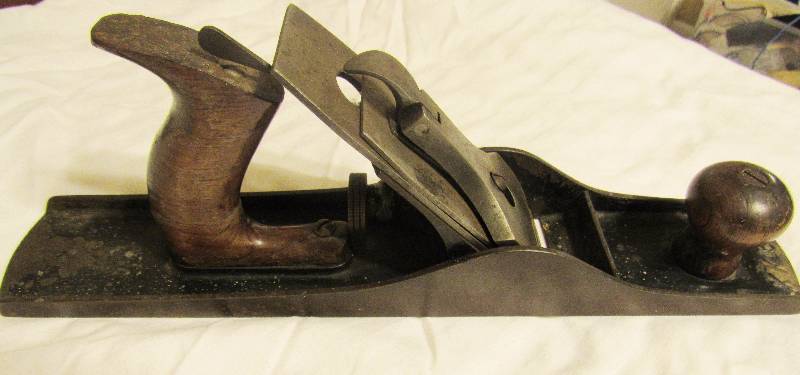 lot 4086-D image: Wood Plane Hand Tool Marked KK52