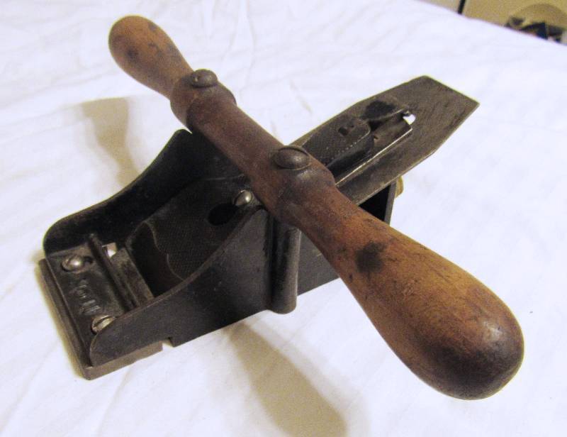 lot 4095-D image: Cabinet Wood Planer - Plane Scraper - No. 11 - Wow