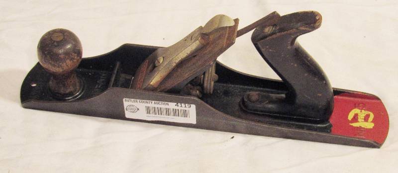 lot 4119 image: Plane Bed Rock Made in U.S.A. No. 605 - some wear and paint on back see photo