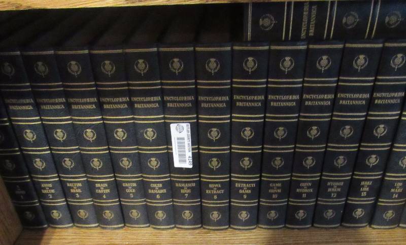 lot 4149 image: Blue Encyclopedia Britannica Set - 23 Vol. New Condition