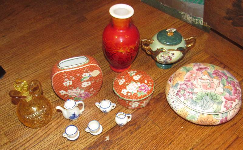 lot 4157 image: 11pc. Misc Ceramic Decorative Pieces wMiniature Tea Set
