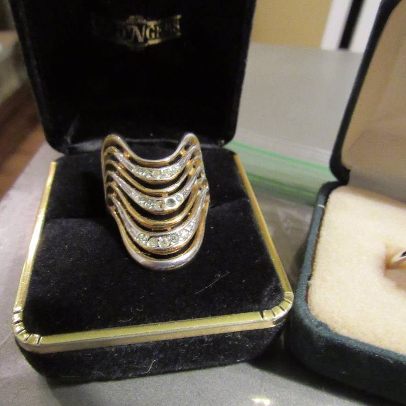lot 4174 image: Set of 3 Misc. Ladies Rings