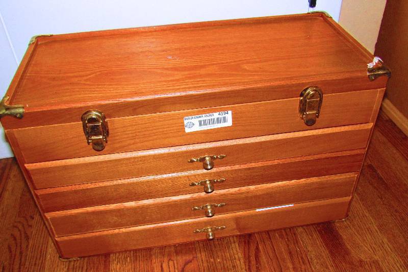 lot 4194 image: Pine Felt Lined JEWELRY BOX w4 Drawers & Top Lid - Brass Handles