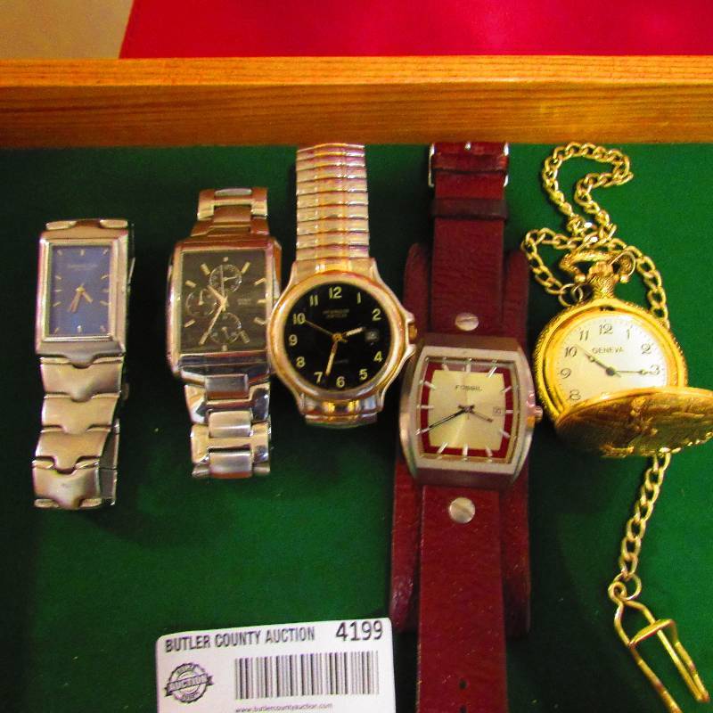 lot 4199 image: Set of 5 Mens Watches