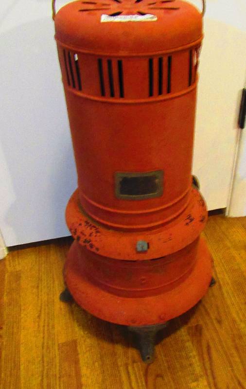 lot 4207 image: Red Kerosene Heater