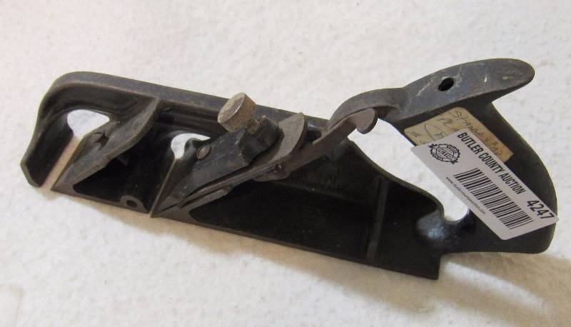 lot 4247 image: Antique Wood Plane  Planer