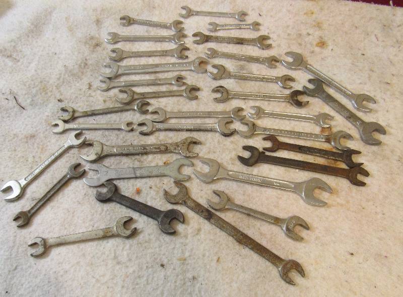 lot 6228 image: Big Lot of Misc. Wrenches - see photo