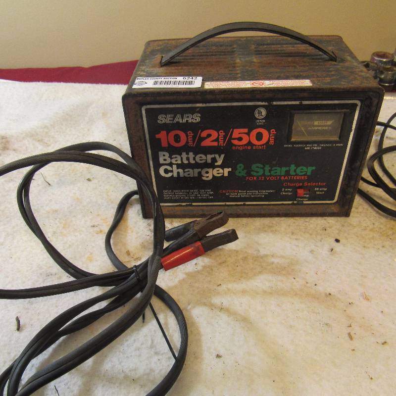 lot 6242 image: Sears Batter Charger Starter 12v