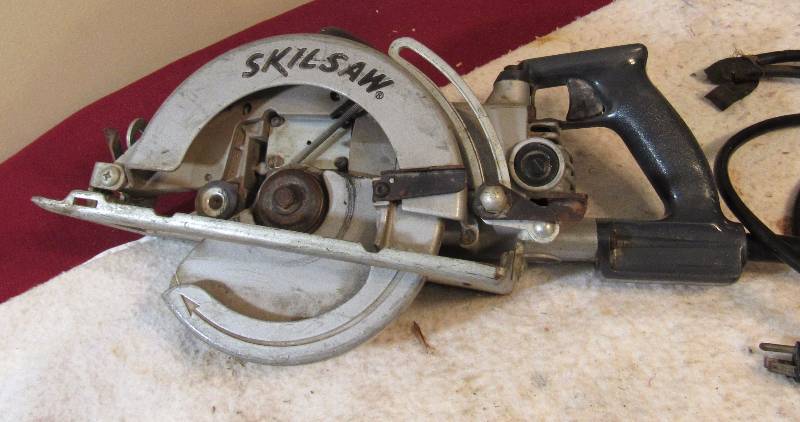 lot 6246 image: Skil Saw - Good Condition - See pics for details - works - Like New