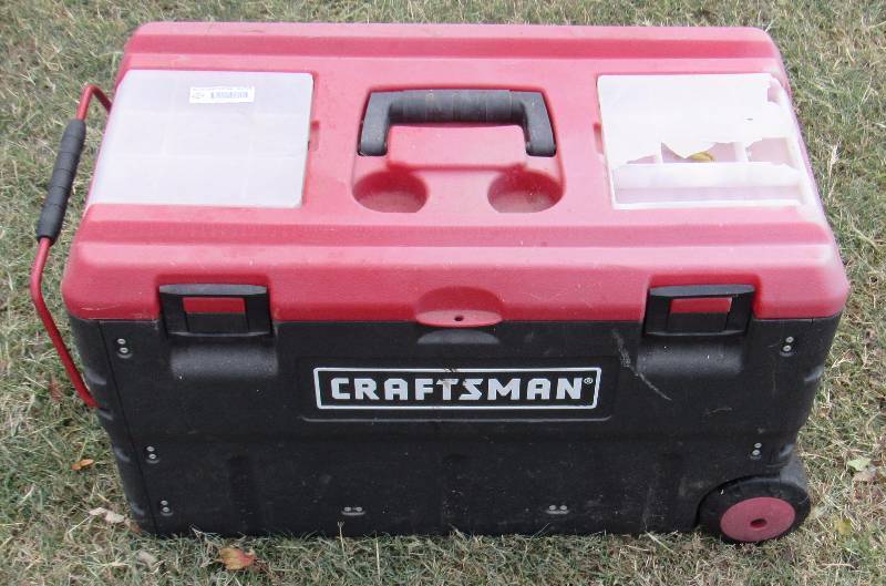 lot 6259 image: Craftsman Rolling Tool Case - See Photos
