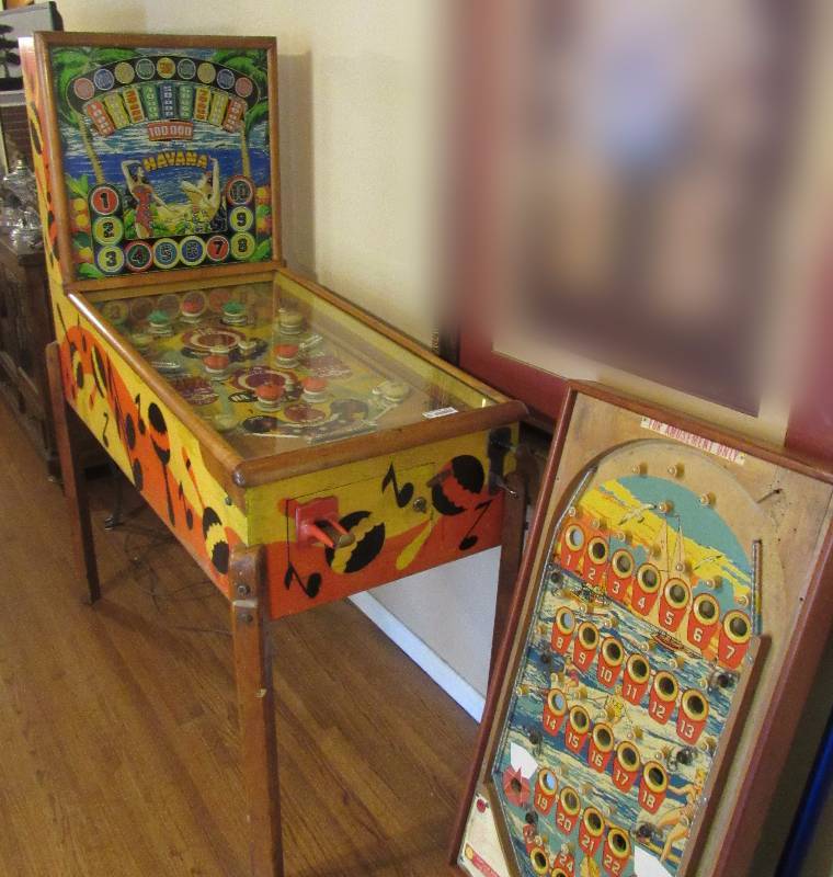 lot 4016 image: Vintage Antique 1947 Havana Pinball  Gaming Machine - WORKS Extra Game Deck Included MUST SEE