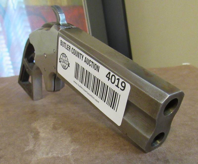 lot 4019 image: Double Barrel Black Powder Pistol 07617