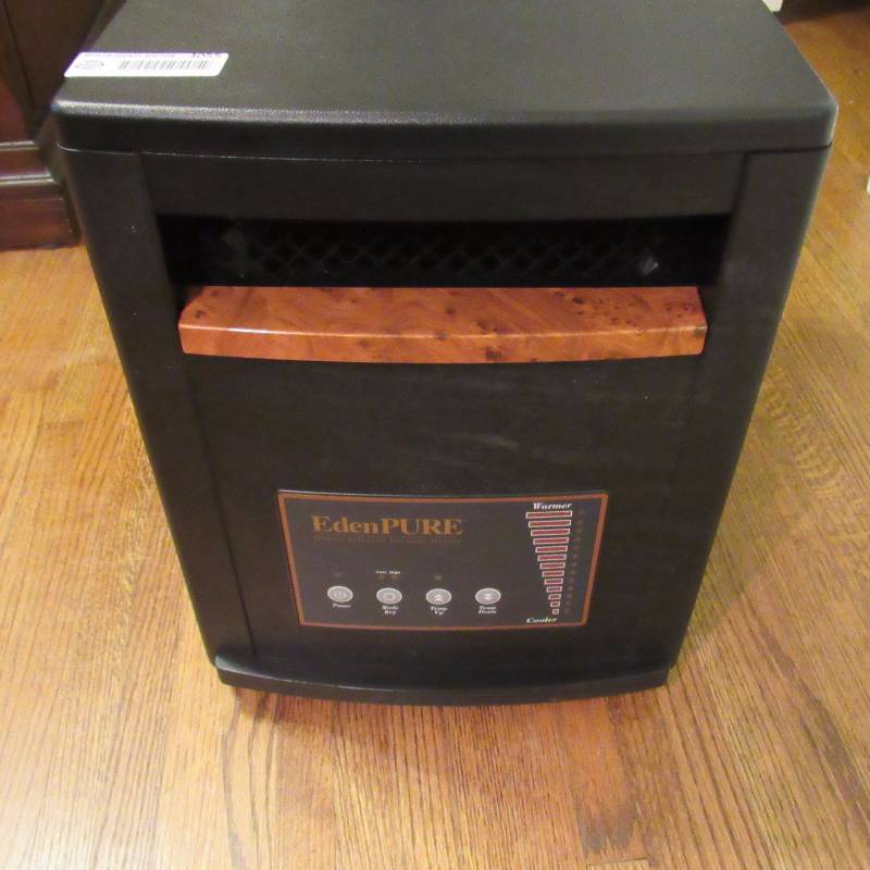 lot 4055 image: Portable Space Heater - EdenPURE - Quartz Infrared - w Remote WORKS Stay warm this winter