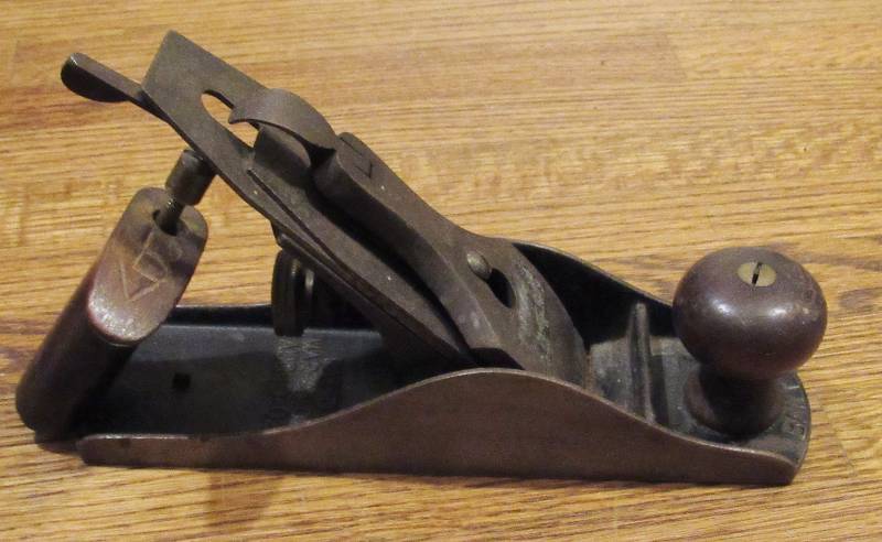 lot 4073 image: Bailey Plane - Patd Mar - 85-08 Aug 19-02 - WOW